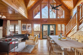 Bears Den Way Resort Cabin w Games Hot Tub View Mins from Dollywood